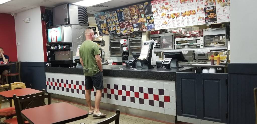 KFC | restaurant | 6501 Overseas Hwy, Marathon, FL 33050, USA | 3057436644 OR +1 305-743-6644