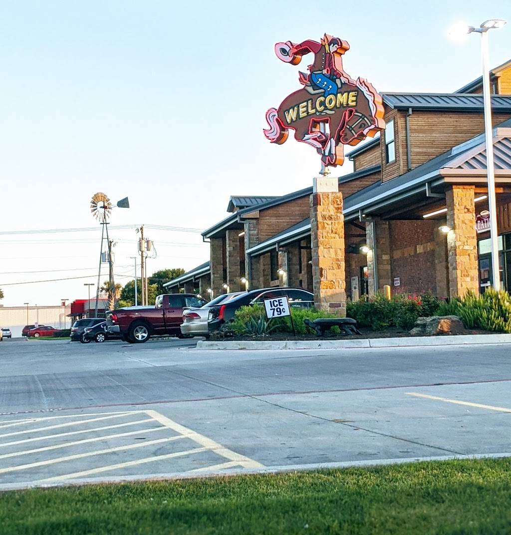 Fuel city Saginaw | bakery | 1080 S Blue Mound Rd, Blue Mound, TX 76131, USA | 6822007373 OR +1 682-200-7373