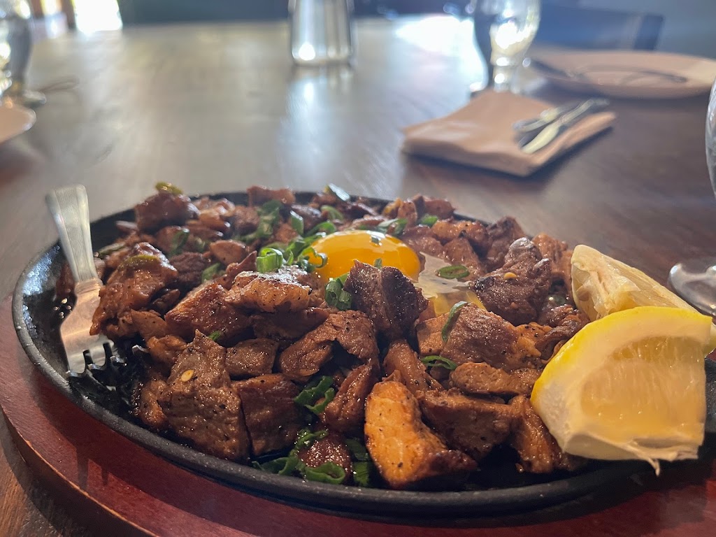 Kusina: A Taste of the Pacific | restaurant | 7580 Miramar Rd, San Diego, CA 92126, USA | 8588685021 OR +1 858-868-5021