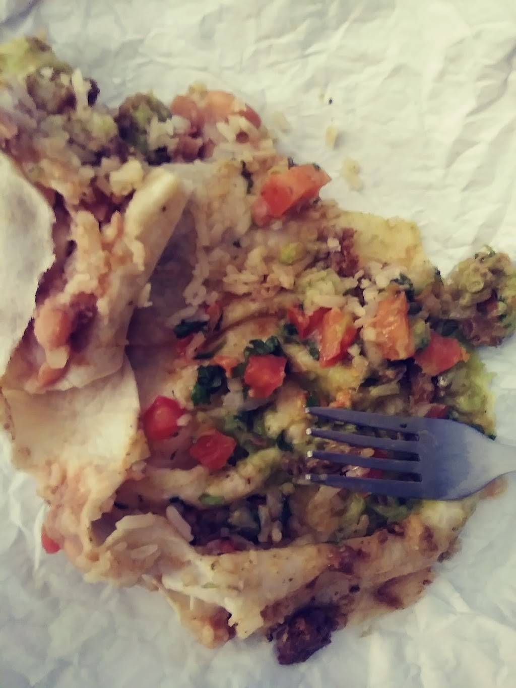 Del Taco | meal takeaway | 4436 S 1900 W, Roy, UT 84067, USA | 8017315221 OR +1 801-731-5221