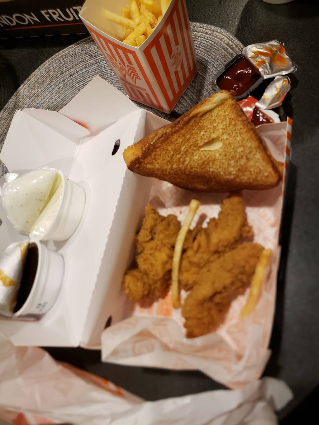 Whataburger | restaurant | 11003 NW Military Hwy, San Antonio, TX 78231, USA | 2104081749 OR +1 210-408-1749
