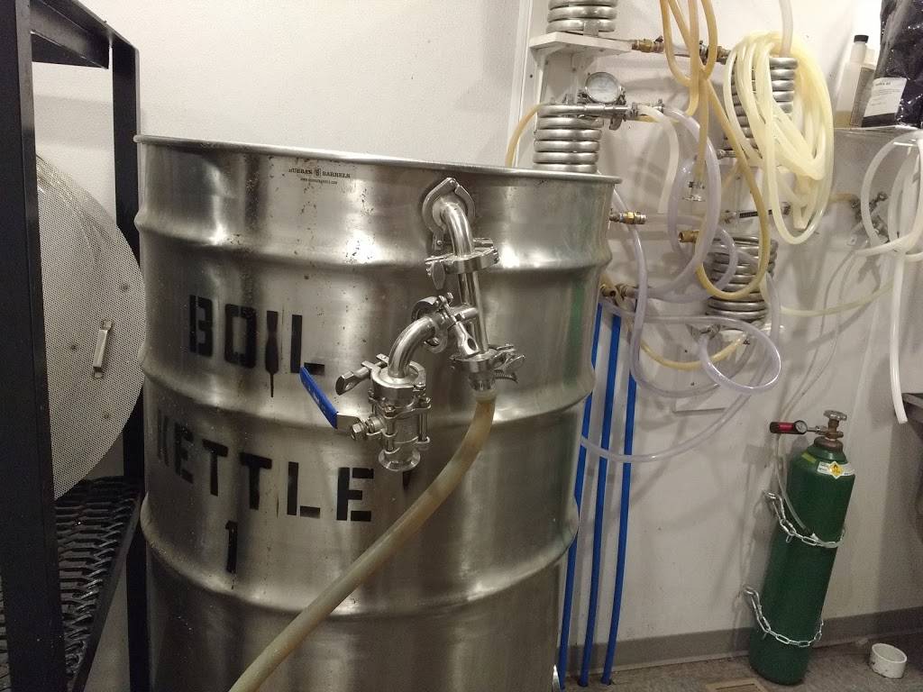 ShinyTop Brewing | restaurant | 520 Central Ave, Fort Dodge, IA 50501, USA | 5153028055 OR +1 515-302-8055