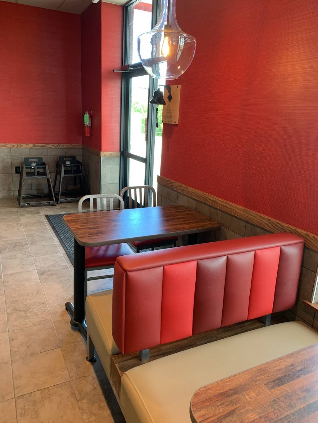 Arbys | restaurant | 1108 Rivery Blvd, Georgetown, TX 78628, USA | 5128437392 OR +1 512-843-7392