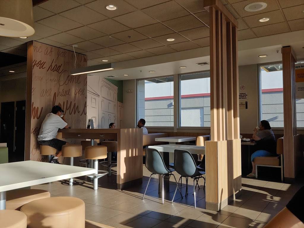 McDonald’s | restaurant | 624 Contra Costa Blvd, Pleasant Hill, CA 94523, USA | 9256772121 OR +1 925-677-2121