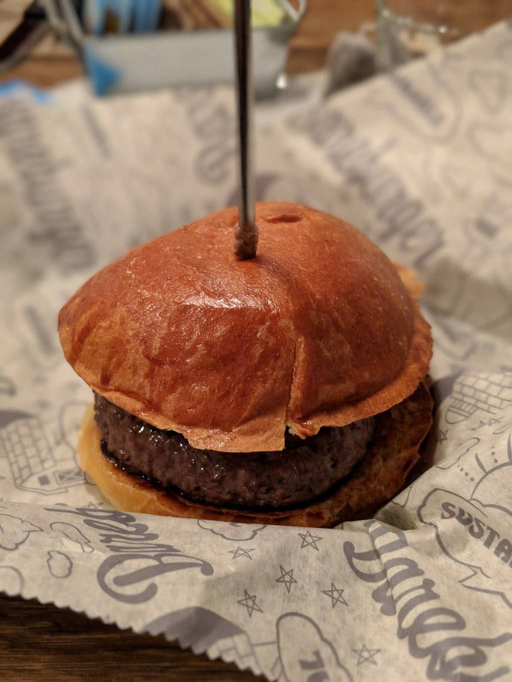 Bareburger | restaurant | 235 Merrick Rd, Rockville Centre, NY 11570, USA | 5164424090 OR +1 516-442-4090