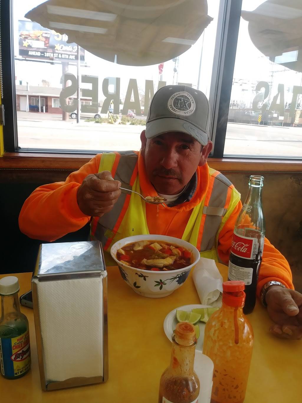 Los Gallitos | restaurant | 2401 W 10th St, Greeley, CO 80634, USA | 9703535860 OR +1 970-353-5860