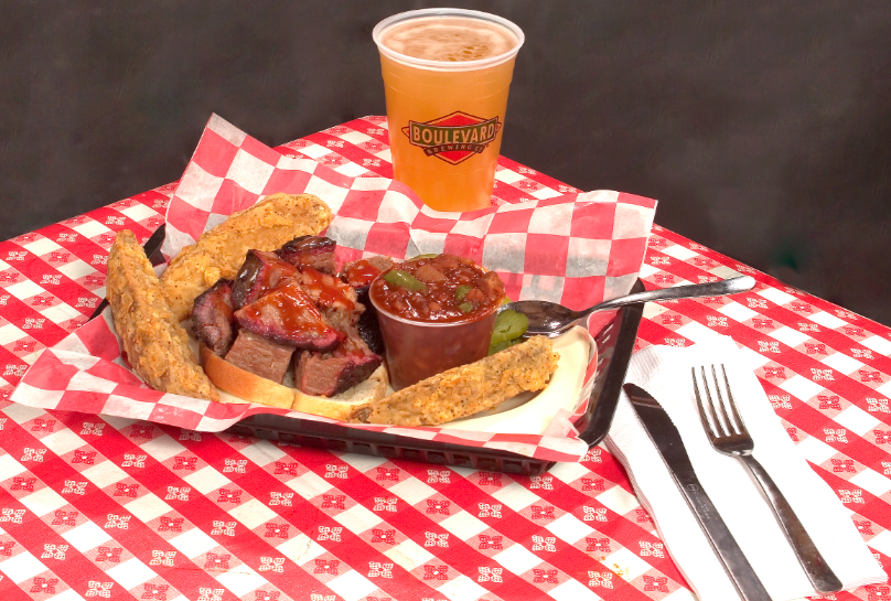 B.B.s Lawnside BBQ | restaurant | 1205 E 85th St, Kansas City, MO 64131, USA | 8168227427 OR +1 816-822-7427