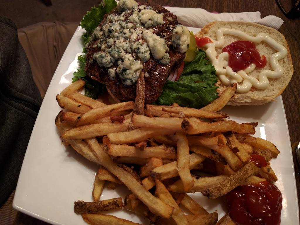 Kings & Queens Restaurant & Pub | restaurant | 4533 Lincoln Hwy, Stoystown, PA 15563, USA | 8148935435 OR +1 814-893-5435