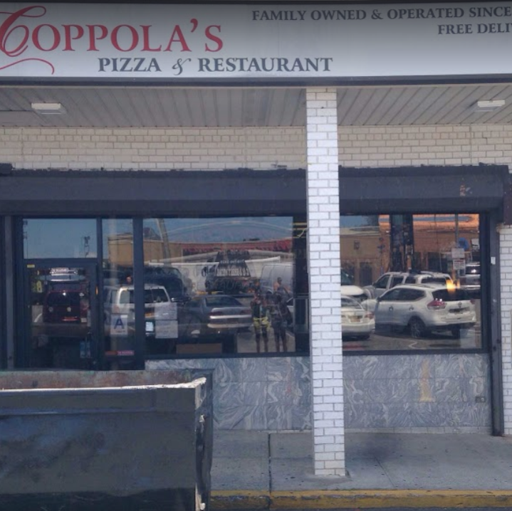 Coppolas Pizza | restaurant | 13212 14th Ave, College Point, NY 11356, USA | 7187460016 OR +1 718-746-0016