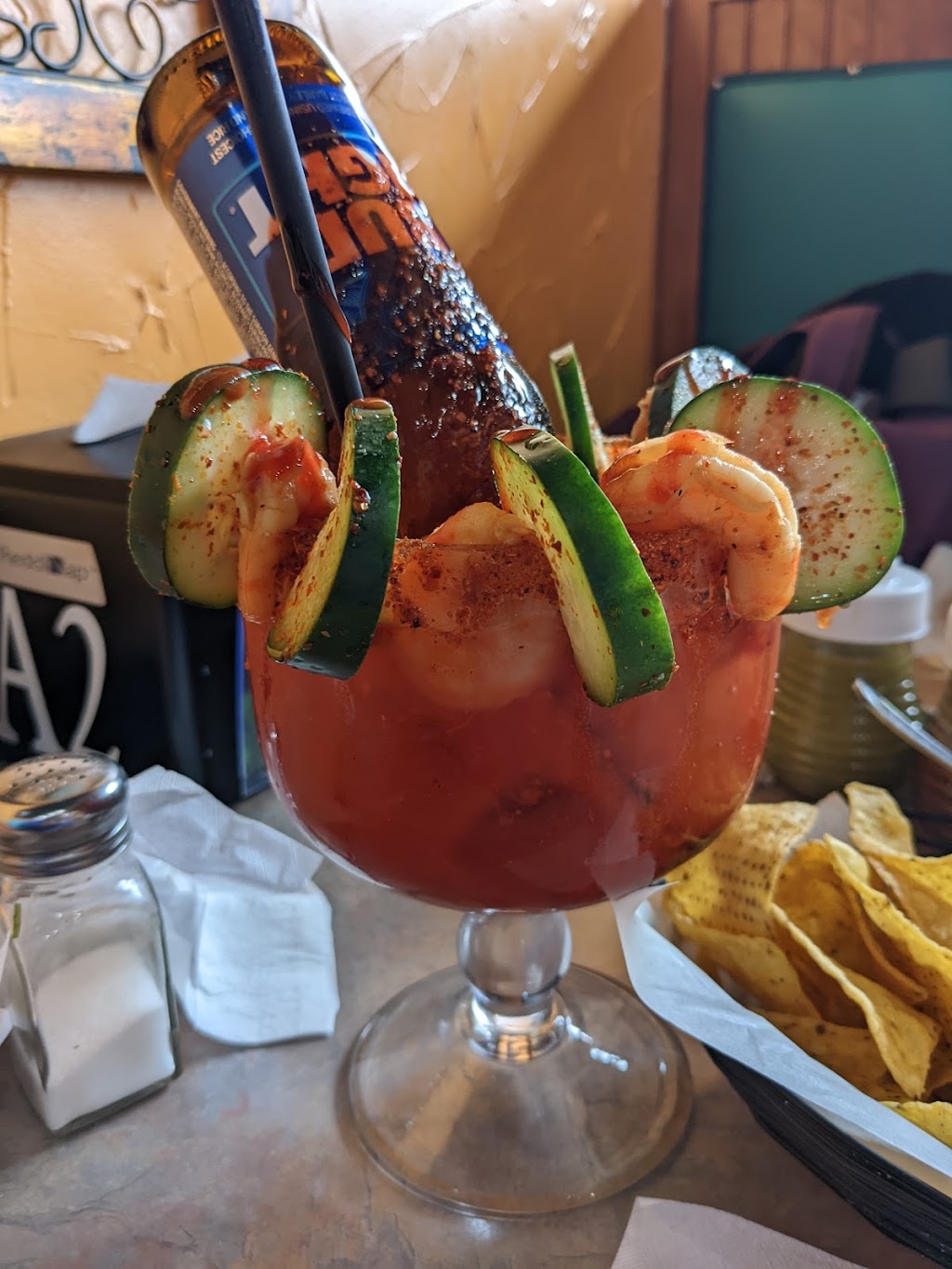 Los 3 Martinez | restaurant | 648 S Weber Rd, Romeoville, IL 60446, USA | 8152305160 OR +1 815-230-5160