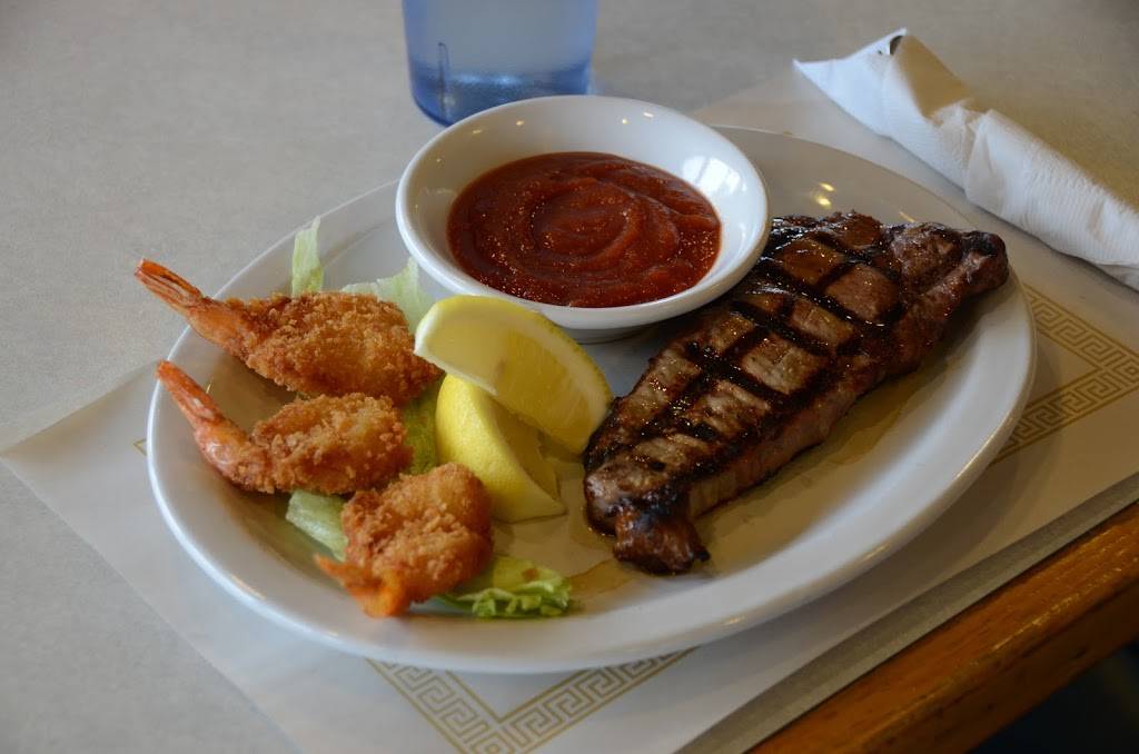 Alpine View Restaurant | restaurant | 1710 S Alpine Rd, Rockford, IL 61108, USA | 8152275400 OR +1 815-227-5400