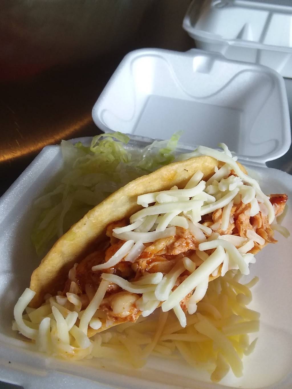 DeLeons Taco Rico | restaurant | 3465 L St, Omaha, NE 68107, USA | 4027310206 OR +1 402-731-0206