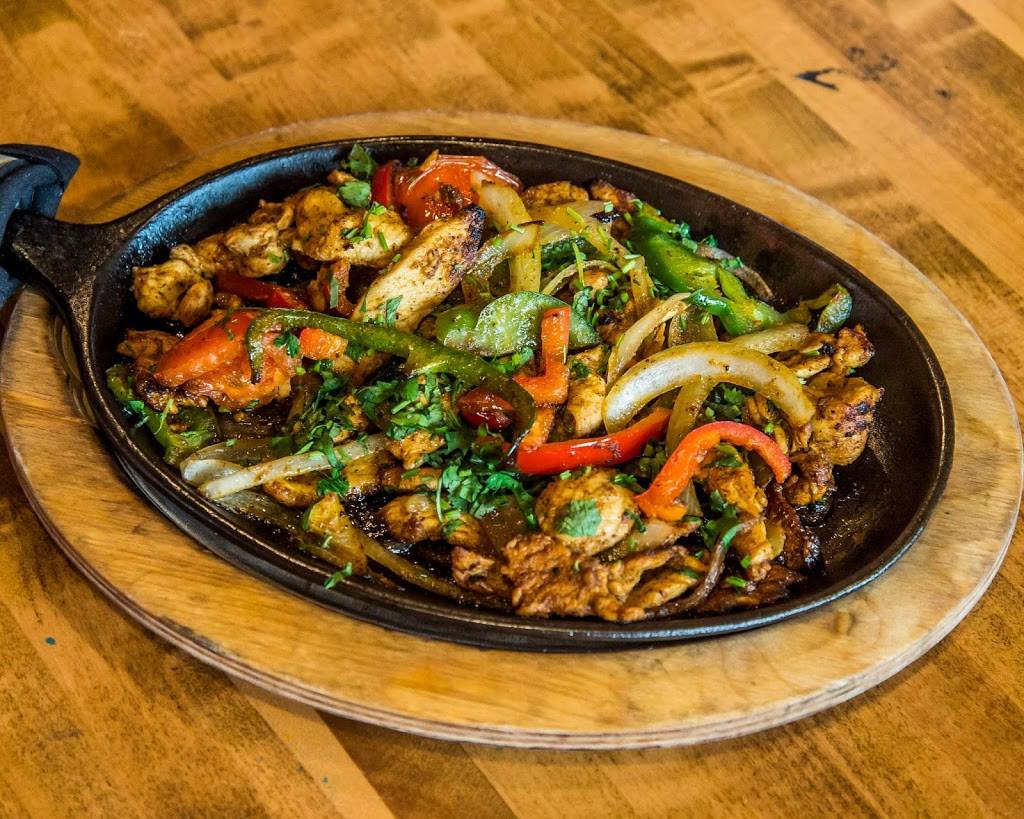 Tequila Grande | restaurant | 444 Maple Ave W, Vienna, VA 22180, USA | 7032555933 OR +1 703-255-5933