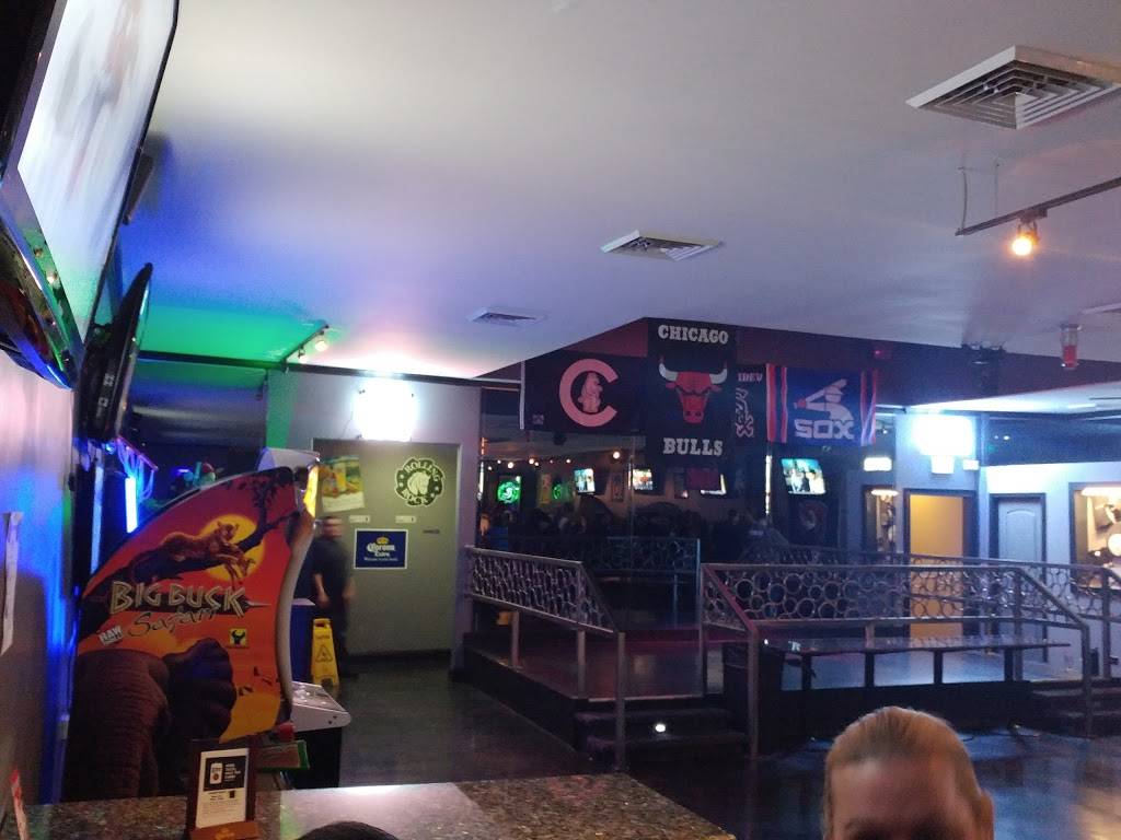 The Crossing | restaurant | 6959 W 111th St, Worth, IL 60482, USA | 7085862054 OR +1 708-586-2054