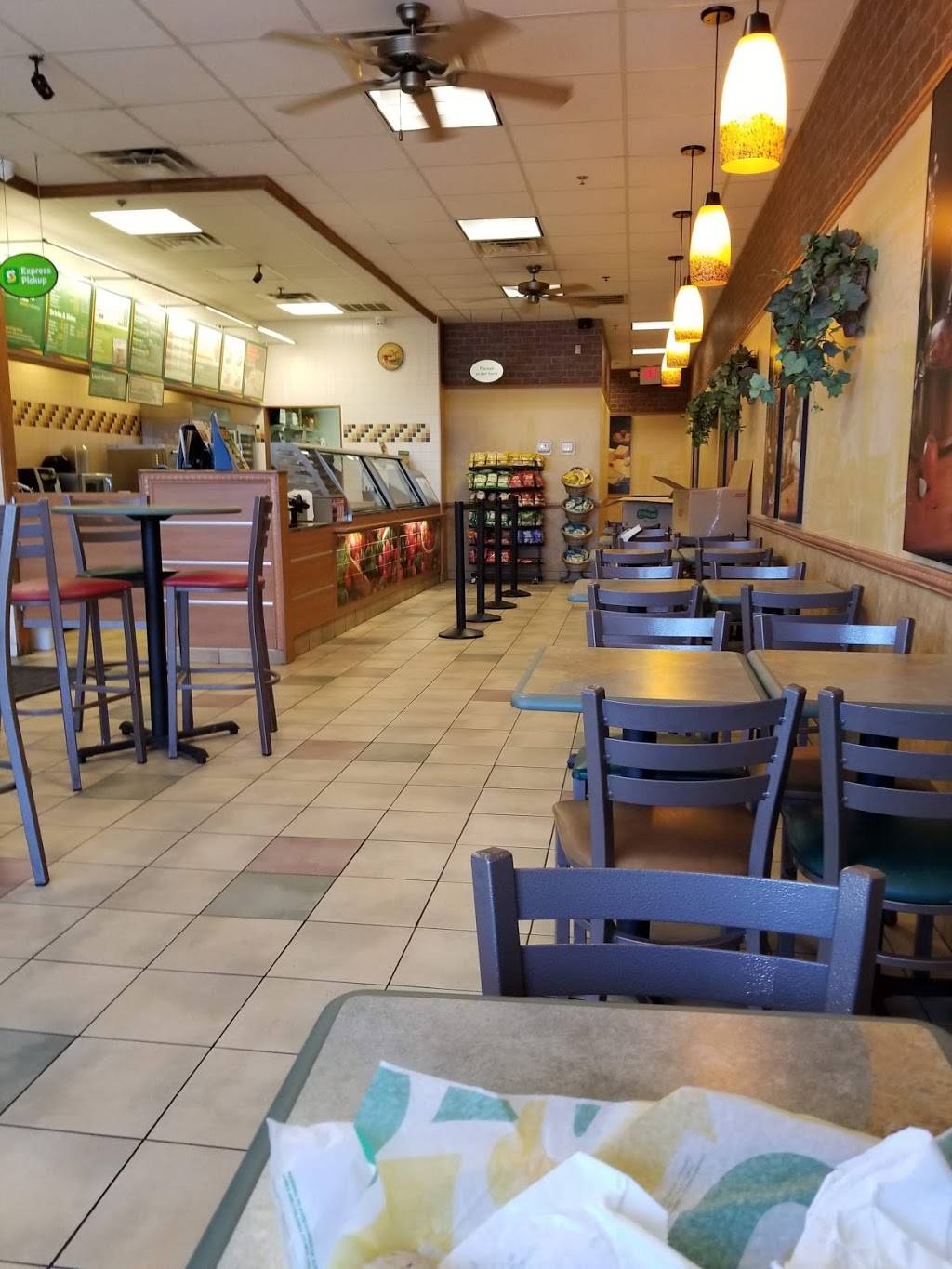 Subway Restaurants | restaurant | 3040 W Camp Wisdom Rd Ste 110, Arlington, TX 76002, USA | 9726411115 OR +1 972-641-1115