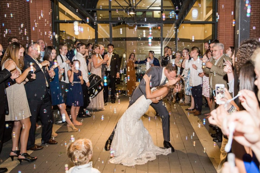 The Metropolitan Club | restaurant | 5895 Windward Pkwy, Alpharetta, GA 30005, USA | 6785272000 OR +1 678-527-2000