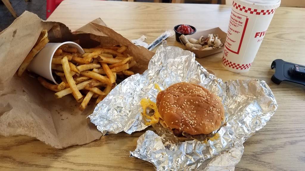 Five Guys | meal takeaway | 500 E Merritt Island Causeway, Merritt Island, FL 32952, USA | 3214521680 OR +1 321-452-1680