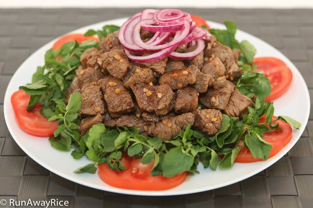 Pho Anh Duong | restaurant | 7899 Heritage Dr, Annandale, VA 22003, USA | 7039428182 OR +1 703-942-8182