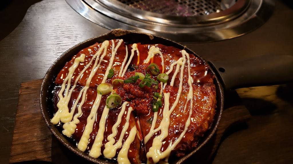 Gyu-Kaku Japanese BBQ | restaurant | 47 E Chicago Ave #108, Naperville, IL 60540, USA | 6305368270 OR +1 630-536-8270