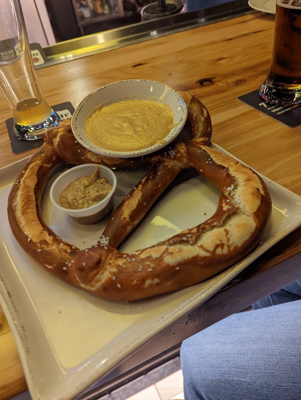 Bailiwick | restaurant | 4500 W Tropicana Ave, Las Vegas, NV 89103, USA | 7023657111 OR +1 702-365-7111