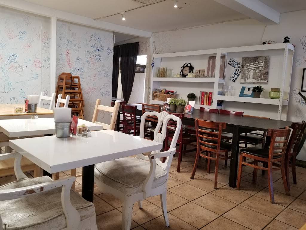 Mamas Secret Bakery & Cafe | bakery | 8314 W 3rd St, Los Angeles, CA 90048, USA | 3234243482 OR +1 323-424-3482