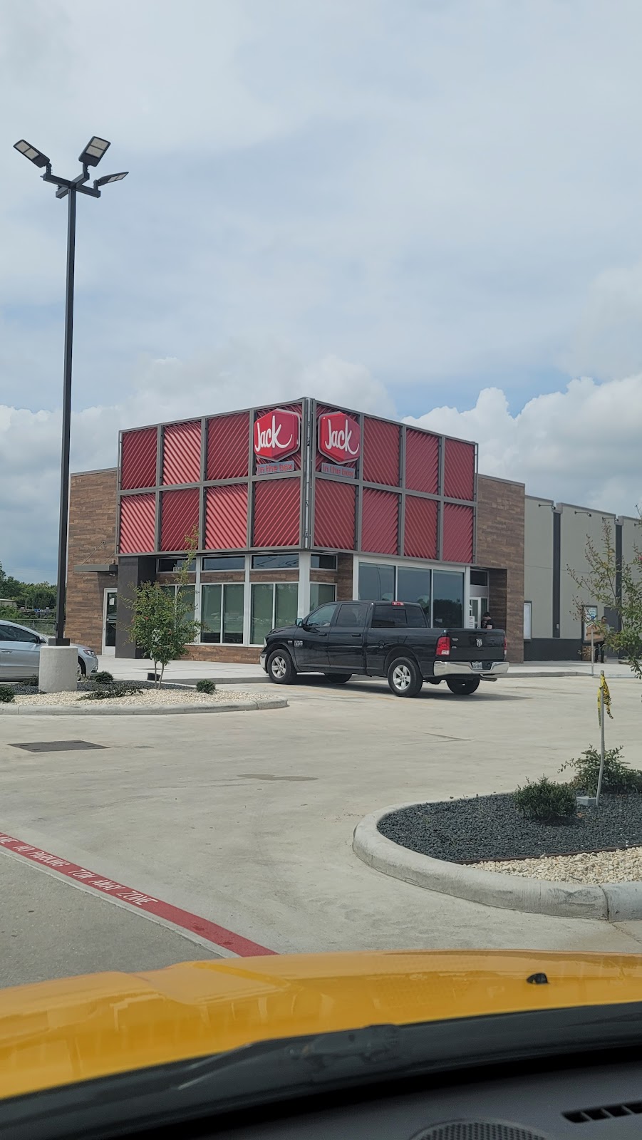 Jack in the box | restaurant | 11911 Eastex Freeway Service Rd, Houston, TX 77039, USA | 8326267427 OR +1 832-626-7427