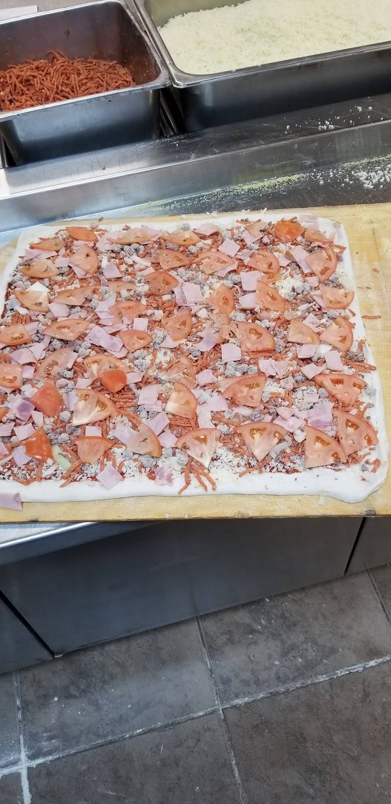 Naples Pizza | restaurant | 1496 Essex County Rd 22, Belle River, ON N0R 1A0, Canada | 5197276727 OR +1 519-727-6727