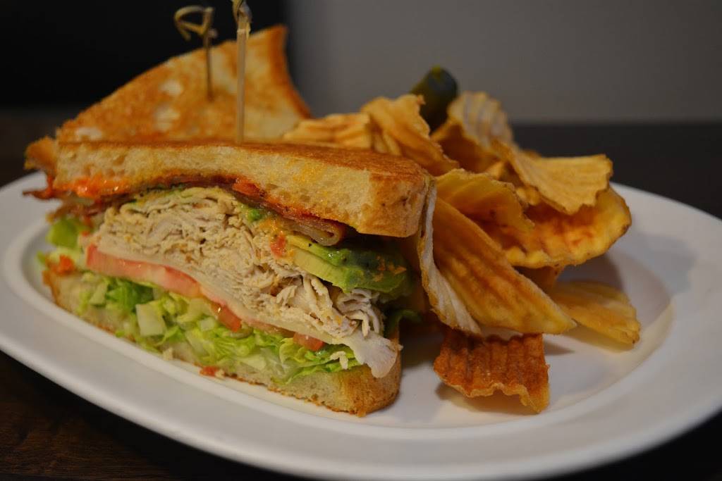 Harvest Plates & Pints | restaurant | 2 Montgomery Village Ave, Gaithersburg, MD 20879, USA | 2402381103 OR +1 240-238-1103