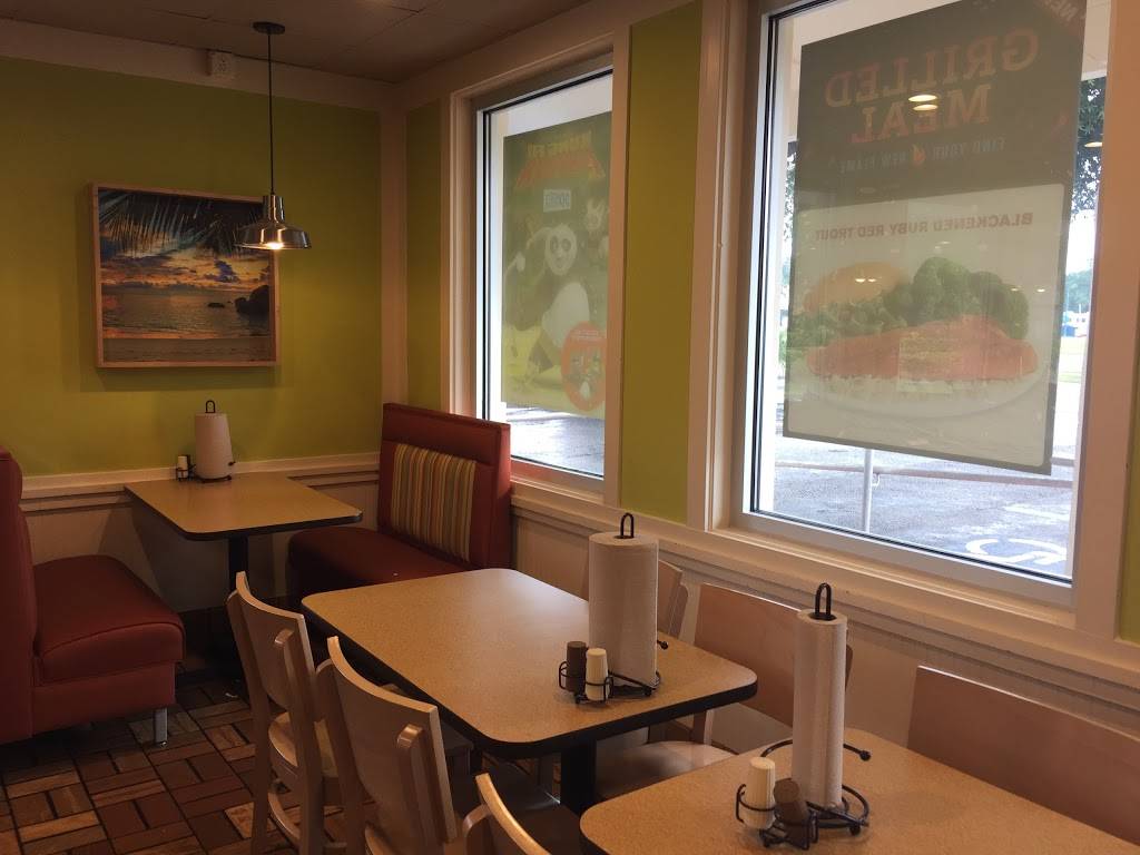 Captain Ds | restaurant | 1101 N 14th St, Leesburg, FL 34748, USA | 3527872049 OR +1 352-787-2049