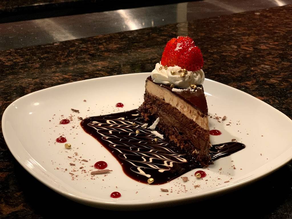 Lucianna’s Steakhouse | restaurant | 3331 Plaza Way, Waldorf, MD 20603, USA | 3013748241 OR +1 301-374-8241