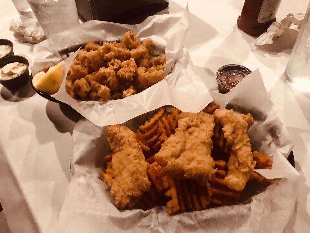 Baltimore Seafood | restaurant | 2324 East, Boston St, Baltimore, MD 21224, USA | 4106245166 OR +1 410-624-5166