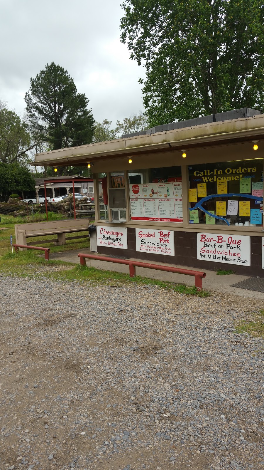 Kibbs Grand Bar B QUE | restaurant | 6230 Baucum Pike, North Little Rock, AR 72117, USA | 5019551110 OR +1 501-955-1110