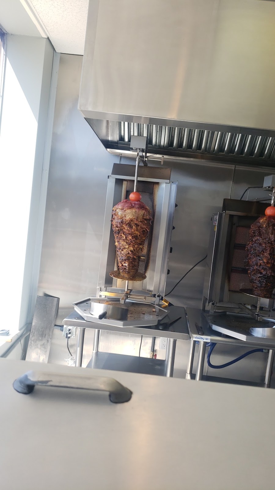 Morava Pizza and Grill | restaurant | 206 Main St, Oakville, CT 06795, USA | 9592094920 OR +1 959-209-4920