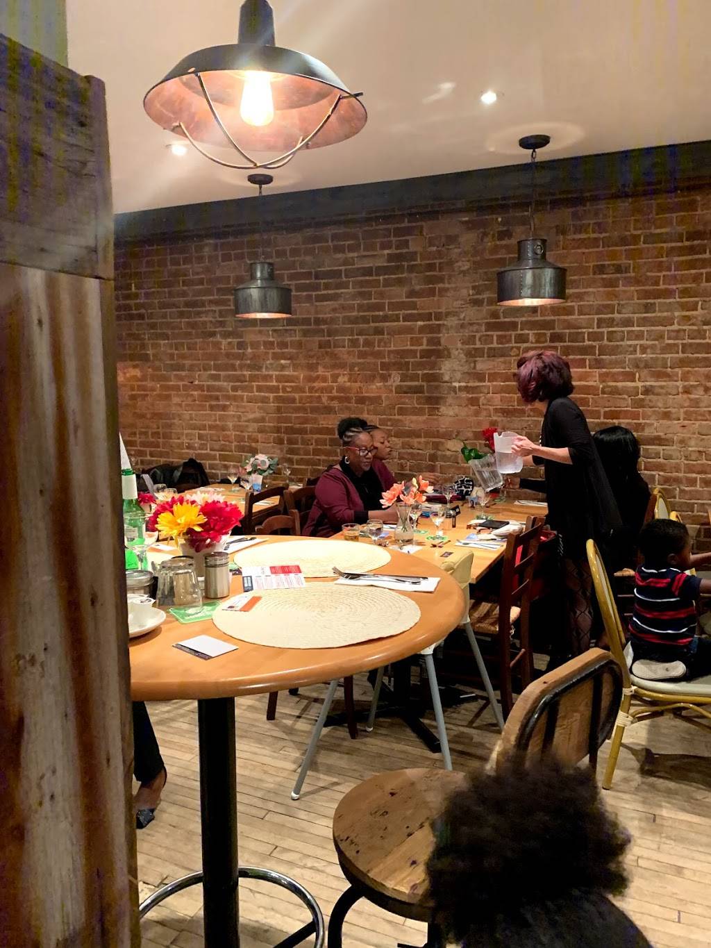 Restaurant Shalom Antillaise | restaurant | 307 Boulevard Saint-Joseph, Gatineau, QC J8Y 3Y6, Canada | 8197755123 OR +1 819-775-5123