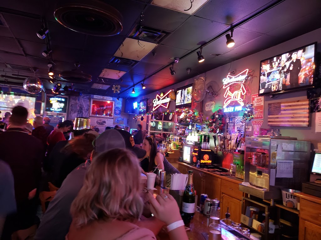 Alley Pub | restaurant | 7040 Hwy 70 S, Nashville, TN 37221, USA | 6156623990 OR +1 615-662-3990