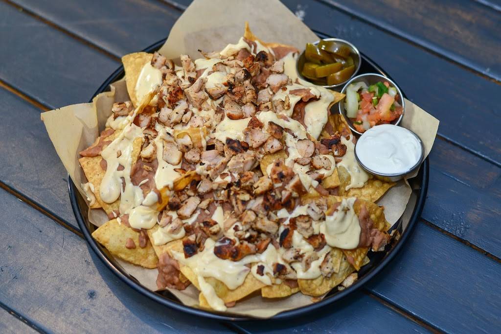 Groove House | restaurant | 12333 West Ave, San Antonio, TX 78216, USA | 2105982083 OR +1 210-598-2083