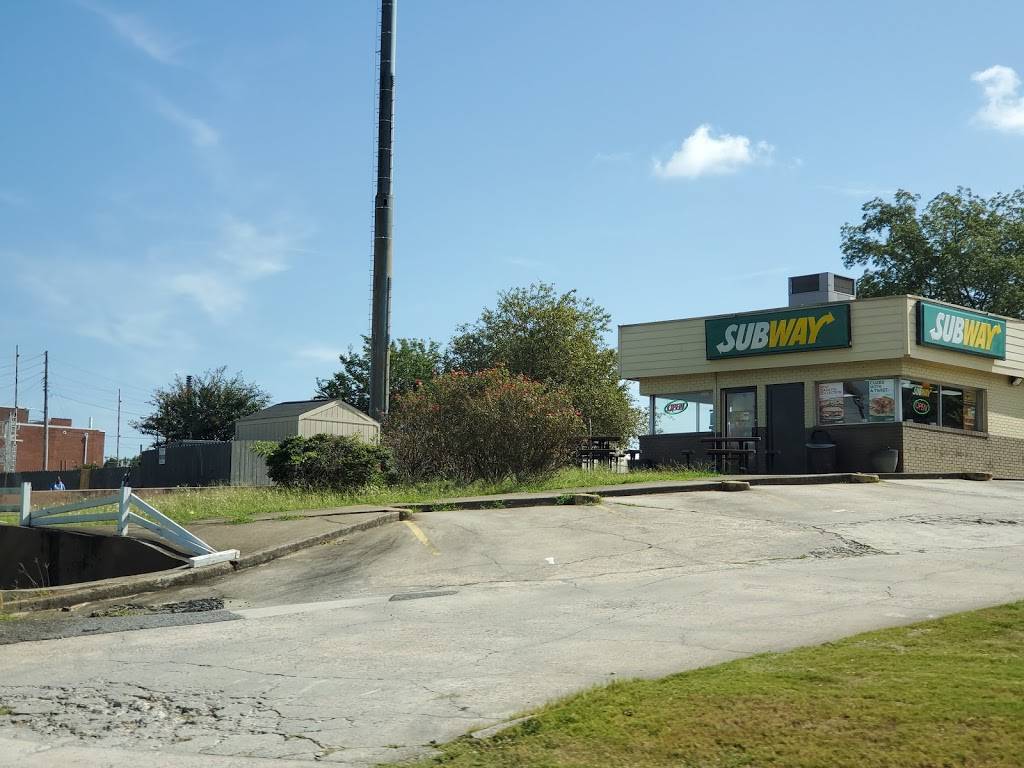 Subway Restaurants | restaurant | 85 Powder Springs St SW, Marietta, GA 30064, USA | 7704225412 OR +1 770-422-5412