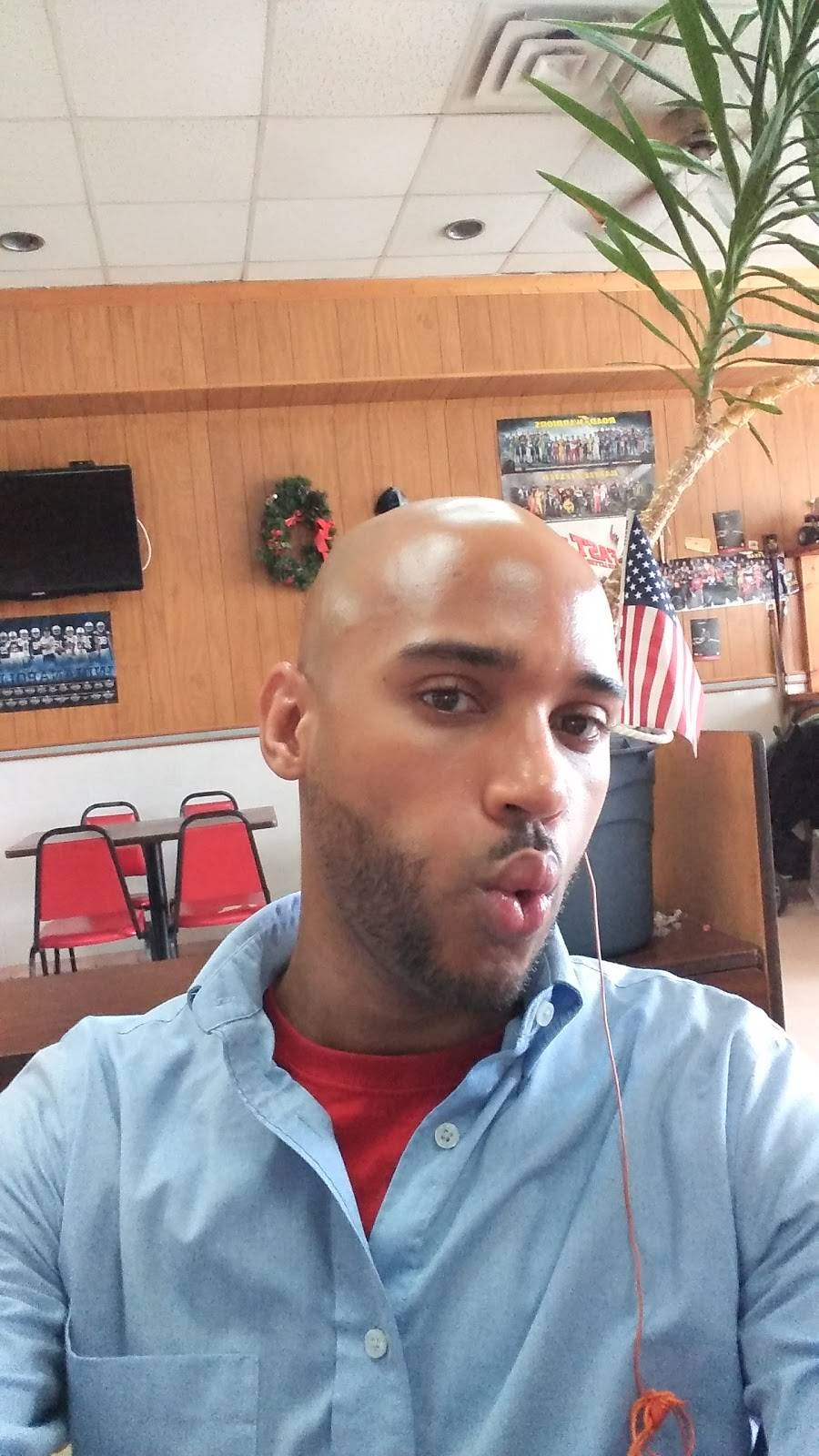 Wah Wah Chinese Restaurant | meal delivery | 2732 W 71st St, Indianapolis, IN 46268, USA | 3173879569 OR +1 317-387-9569