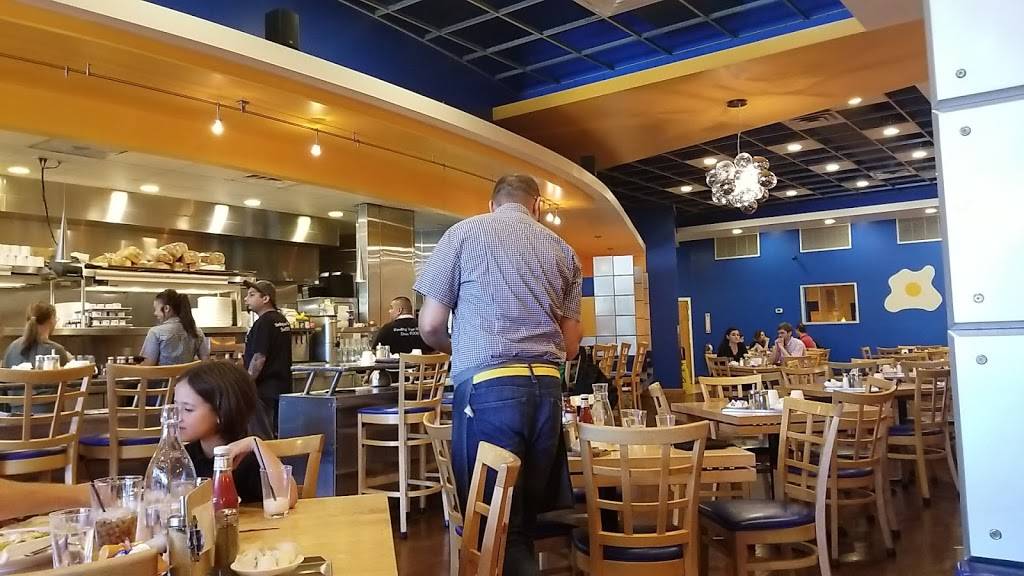 Yolk - South Loop | restaurant | 1120 S Michigan Ave, Chicago, IL 60605, USA | 3127899655 OR +1 312-789-9655