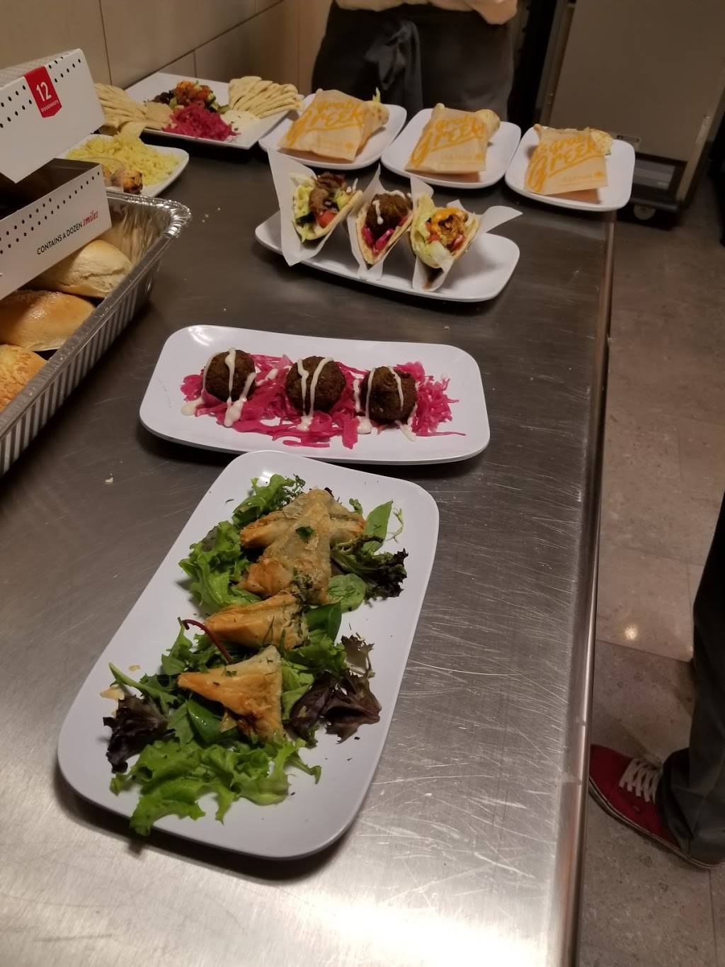 Daphnes | restaurant | 5780 Canoga Ave Unit D, Woodland Hills, CA 91367, USA | 8188546095 OR +1 818-854-6095