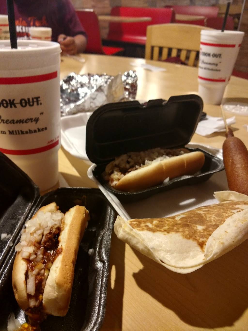 Cook Out | restaurant | 8240 Midlothian Turnpike, Richmond, VA 23235, USA | 8665470011 OR +1 866-547-0011