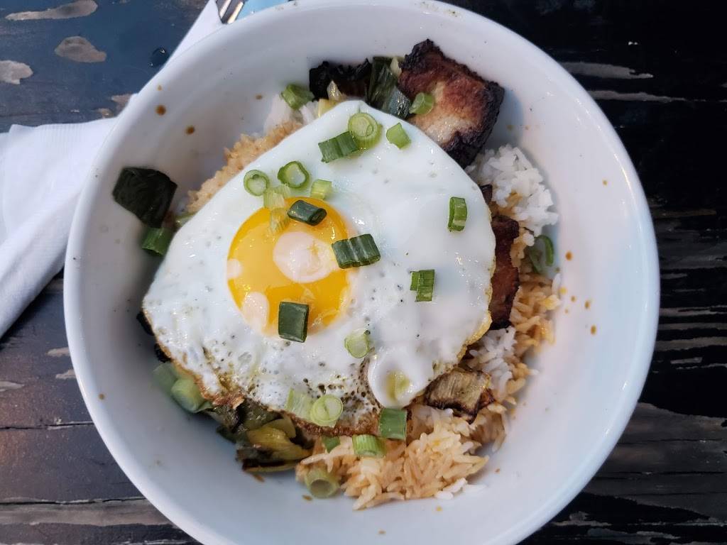 Steinbecks Restaurant | restaurant | 659 East Lake Dr, Decatur, GA 30030, USA | 4043731116 OR +1 404-373-1116