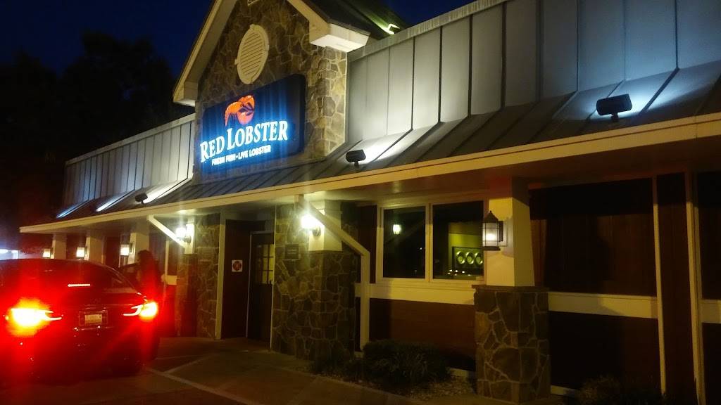 Red Lobster | restaurant | 2625 W International Speedway Blvd, Daytona Beach, FL 32114, USA | 3862557596 OR +1 386-255-7596