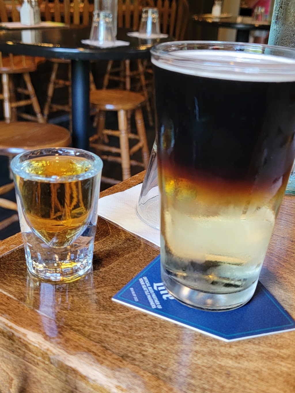 Two Seven Public House | restaurant | 2727 S Mt Vernon St # 5, Spokane, WA 99223, USA | 5094739766 OR +1 509-473-9766