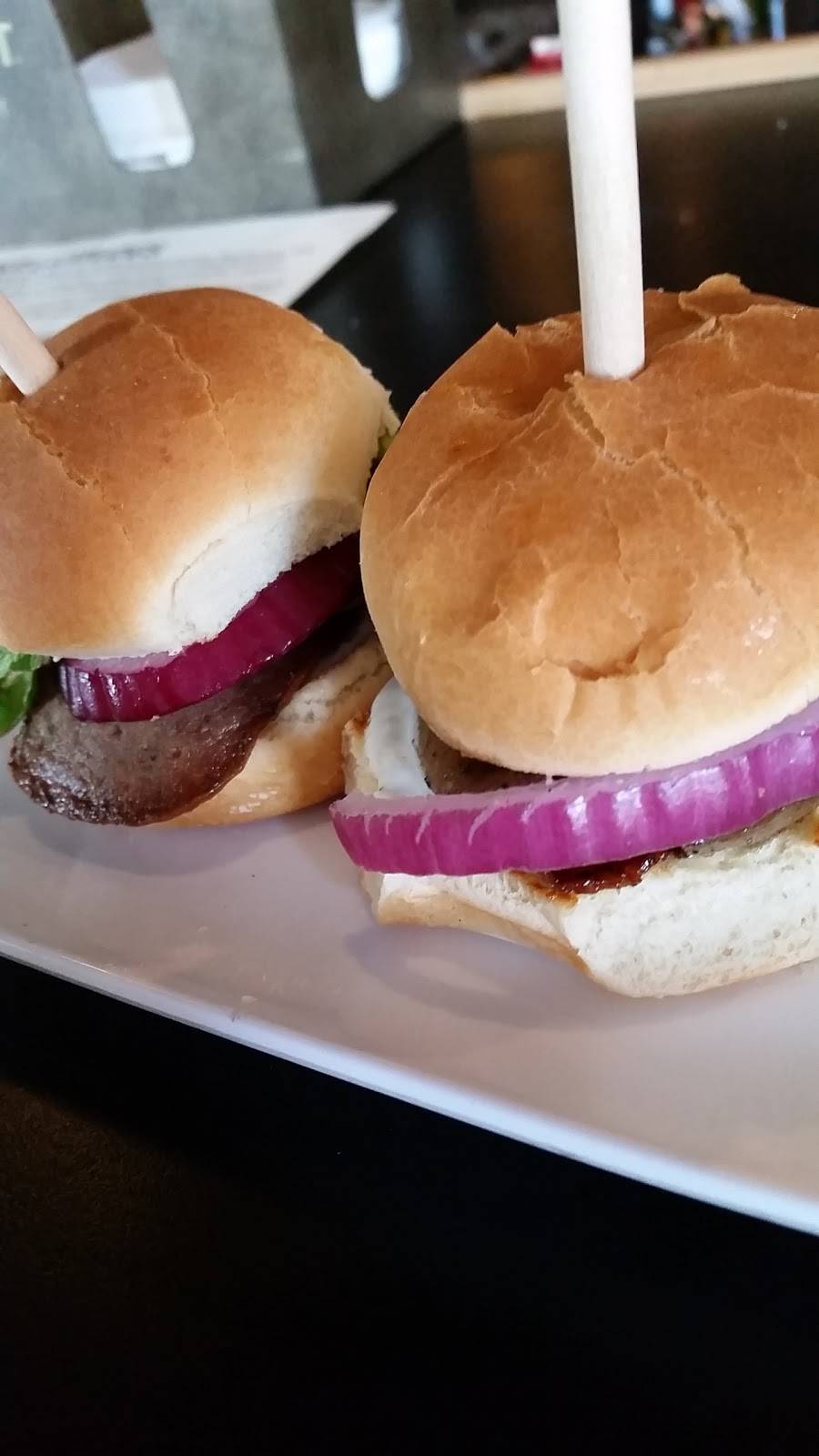 Latitudes Bar & Bistro | restaurant | 7454 Beechmont Ave, Cincinnati, OH 45255, USA | 5138279146 OR +1 513-827-9146