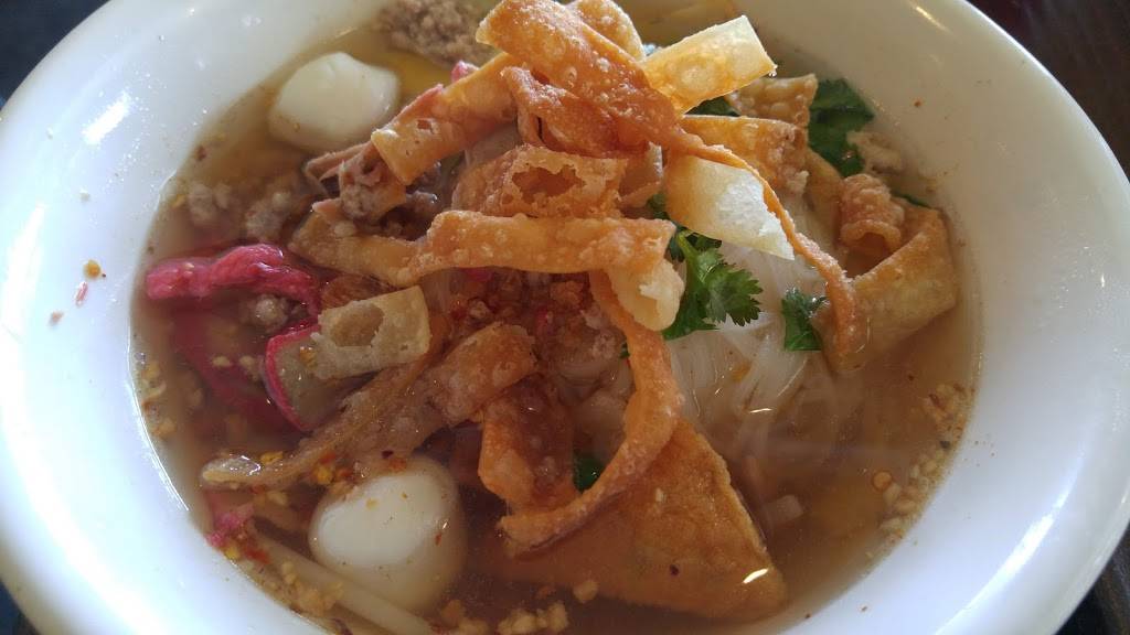 Boran Thai Restaurant | restaurant | 3405 5401, Hollywood Blvd, Los Angeles, CA 90027, USA | 3234698883 OR +1 323-469-8883