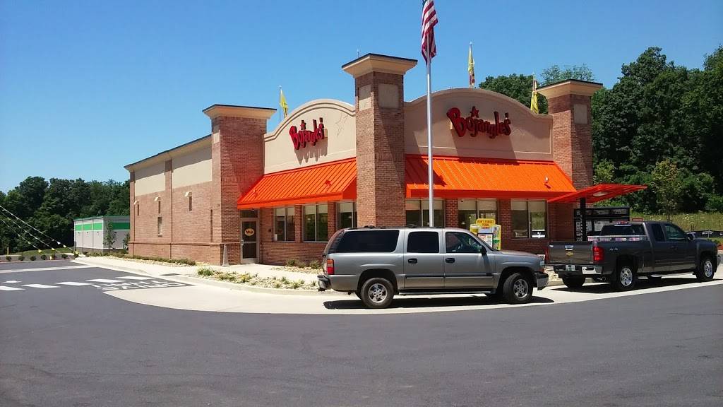 Bojangles Famous Chicken n Biscuits | restaurant | 3048 Fort Henry Dr, Kingsport, TN 37664, USA | 4233924464 OR +1 423-392-4464