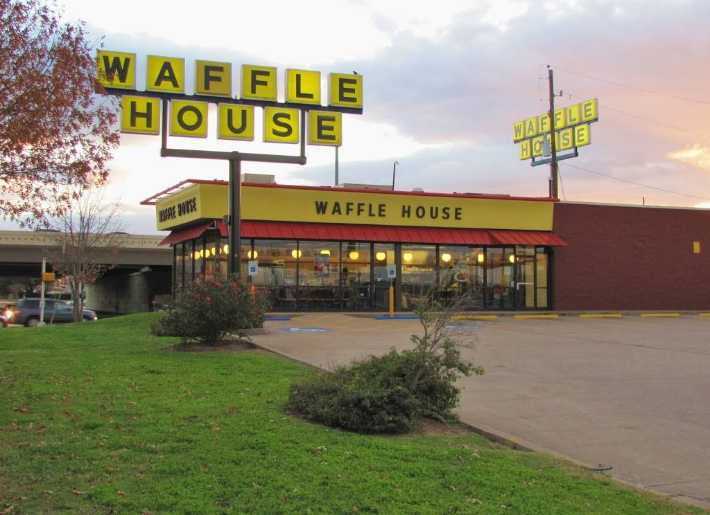 Waffle House | meal takeaway | 1015 N Hwy 6, Houston, TX 77079, USA | 2814926627 OR +1 281-492-6627