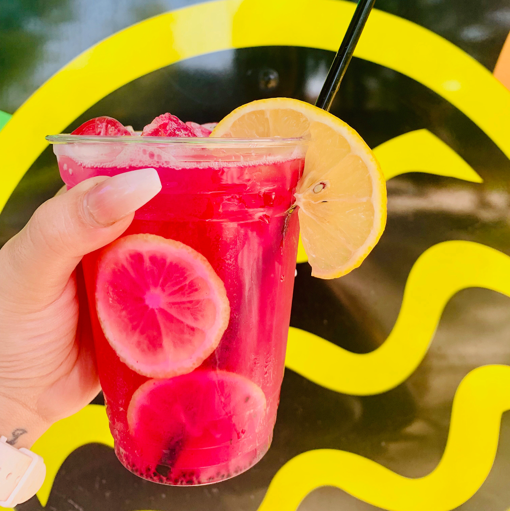 Absofruitly | restaurant | 10473 Moss Park Rd, Orlando, FL 32832, USA | 4074767723 OR +1 407-476-7723