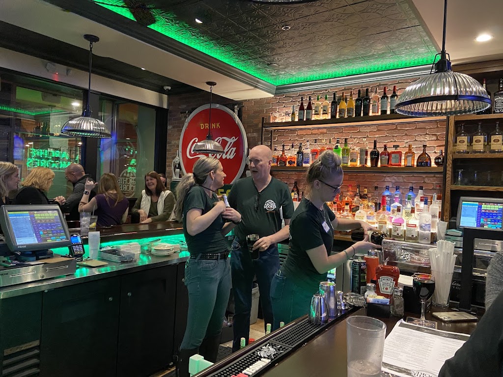 Archie Moore’s Bar & Restaurant | restaurant | 988 Main St, Branford, CT 06405, USA | 2034816100 OR +1 203-481-6100